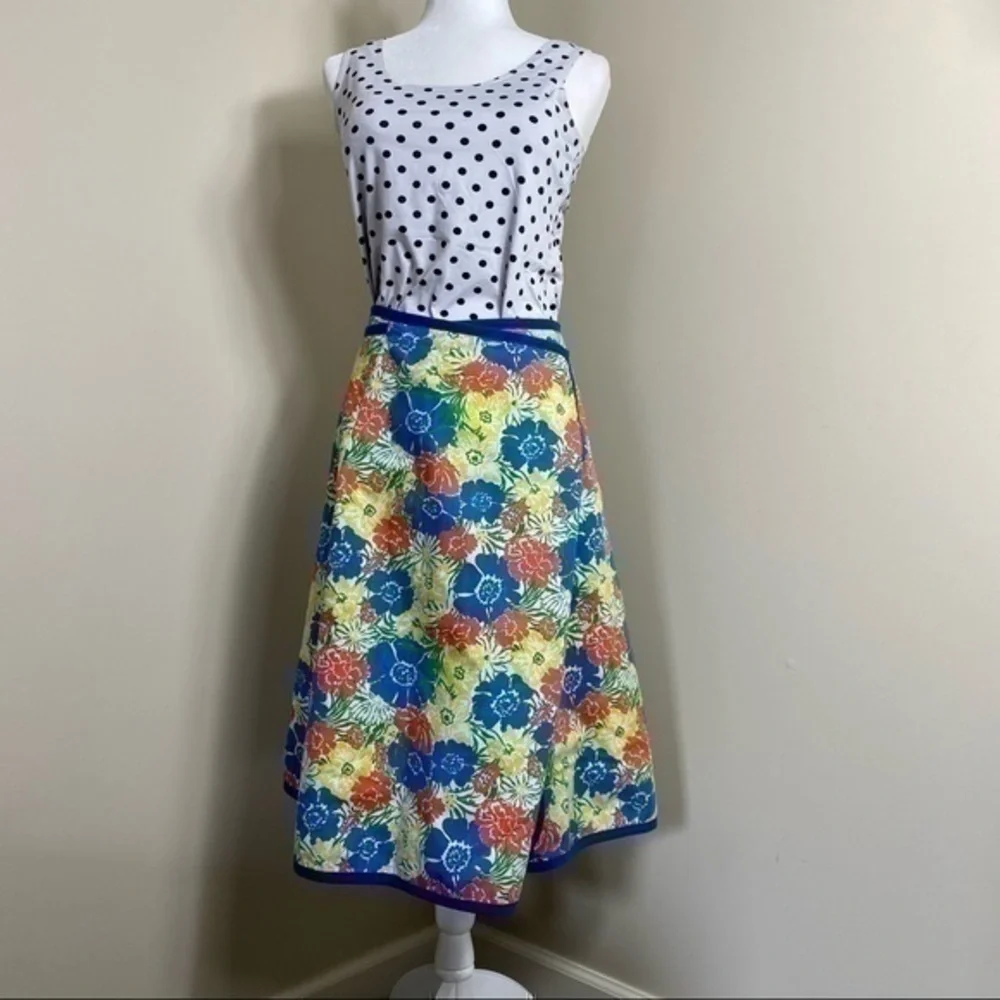 60s/70s reversible wrap skirt. Blue yellow. Vintage. Large. Floral.